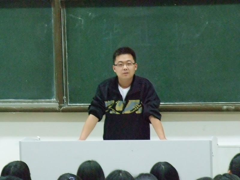 rb88体育唯一官网第九届学生会第六次全体大会顺利举行