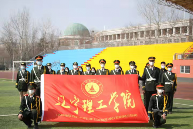 开云kaiyun官网举行“扬帆新征程 一起向未来”2022年春季学期升旗仪式