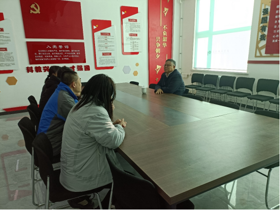 共话新使命 聚力新征程|校长邵良杉与开云首位全职引进博士（后）座谈