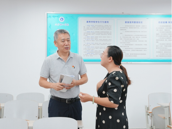 开学第一课：以生为本定方向 师生聚力启新程