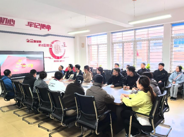 电气与智能控制学院直属党支部通过主题党日活动 组织全体党员观看学习李清学同志先进事迹