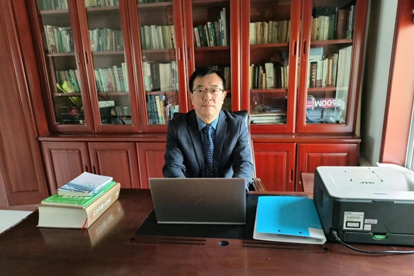 李福贵.jpg