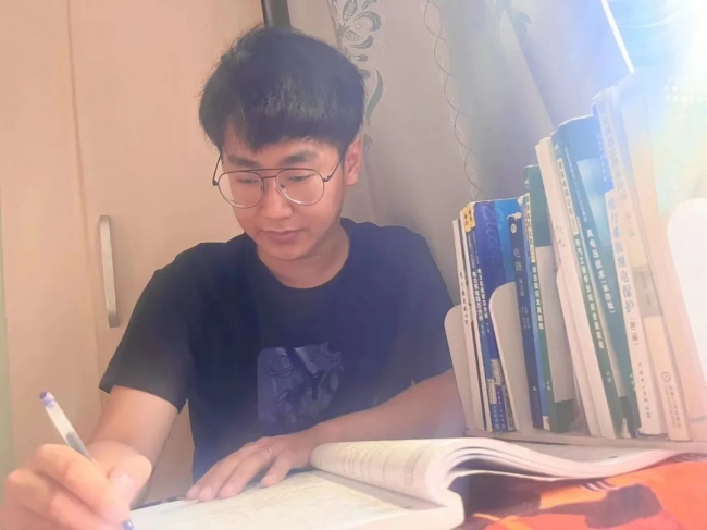 开云高智超同学成功考取国家电网