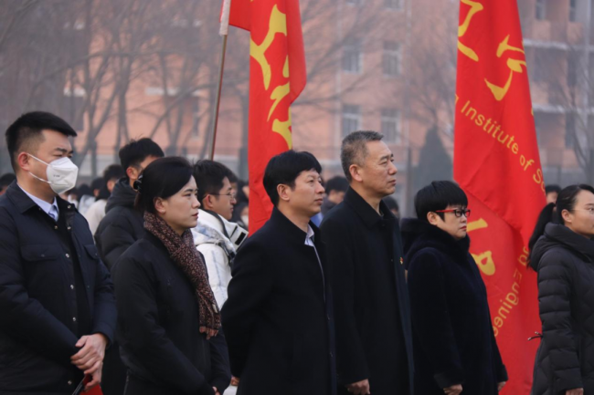 传承雷锋精神，争做时代新人｜开云举行2023年春季学期“开学第一课”主题升旗仪式